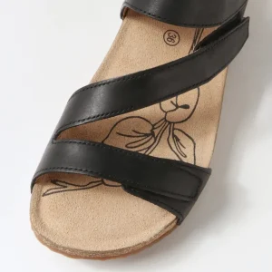 JOSEF SEIBEL TONGA 25- Black Clearance